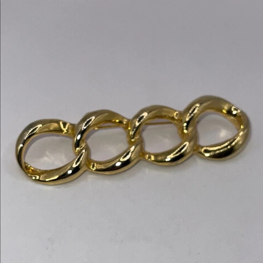 Vintage Gold tone Chain curb Link statement Brooch pin runway style